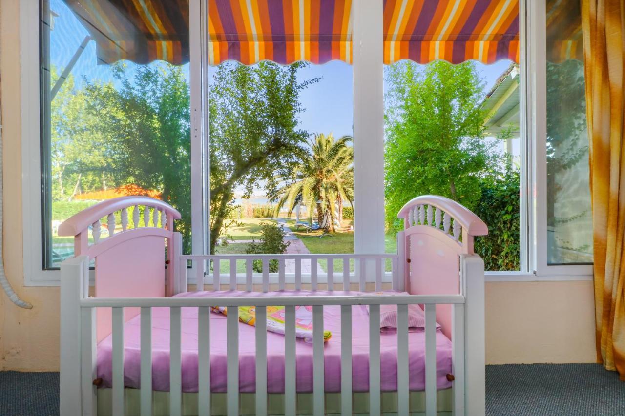 Villa Laguna Βουρβουρού Εξωτερικό φωτογραφία