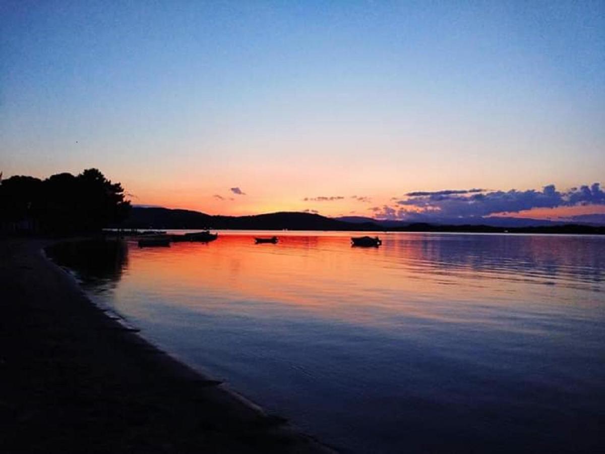 Villa Laguna Βουρβουρού Εξωτερικό φωτογραφία
